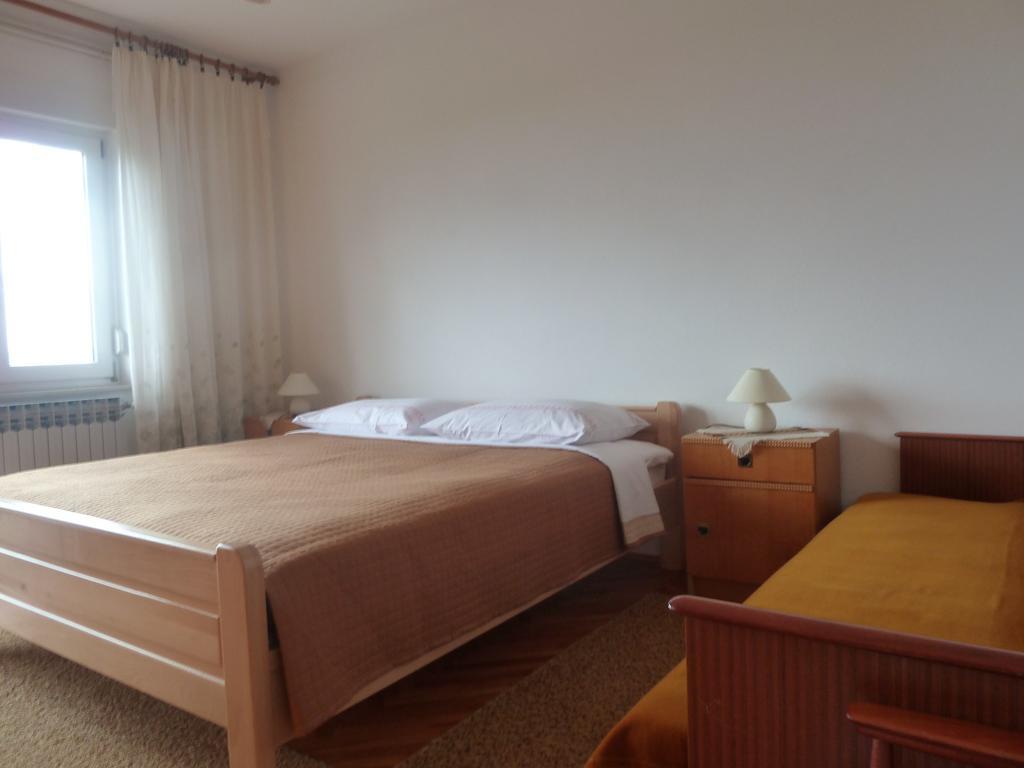 Apartment In Novi Vinodolski 15274 ポヴィレ エクステリア 写真