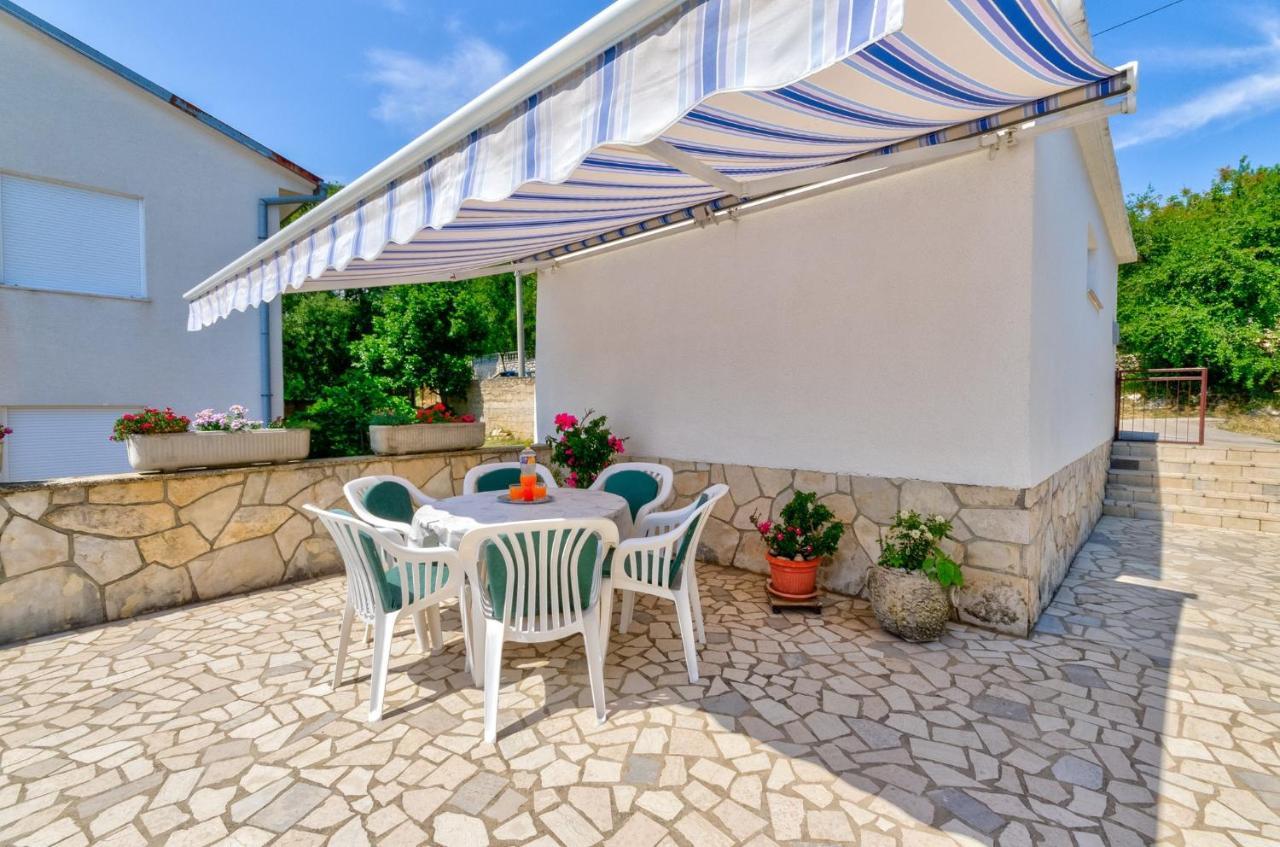 Apartment In Novi Vinodolski 15274 ポヴィレ エクステリア 写真