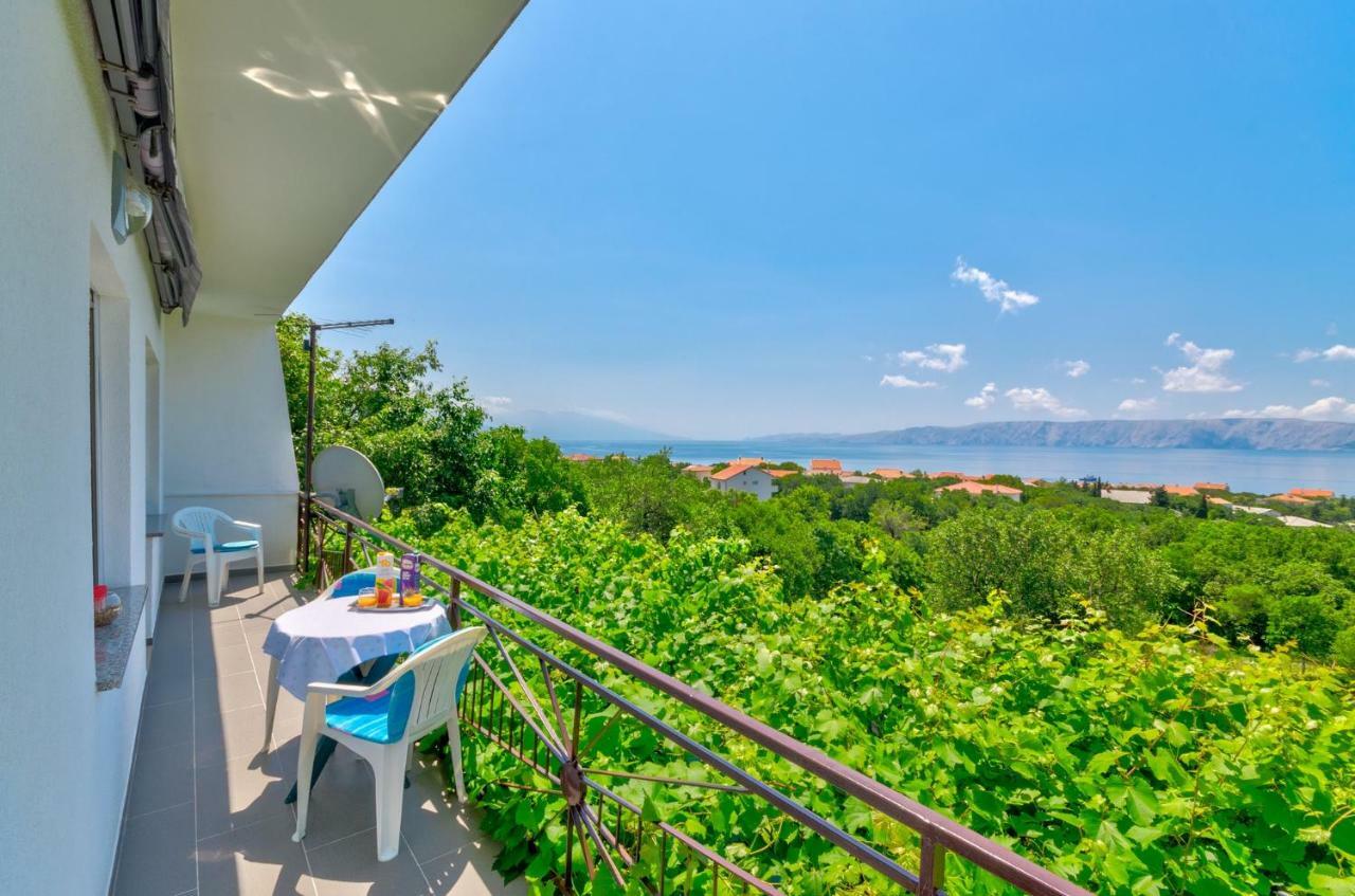 Apartment In Novi Vinodolski 15274 ポヴィレ エクステリア 写真